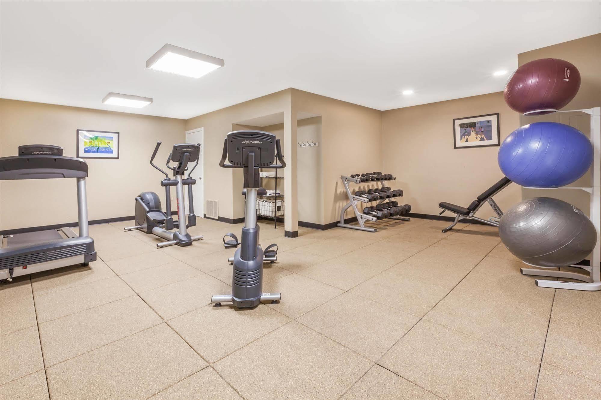 Hawthorn Suites By Wyndham Tyler Extérieur photo